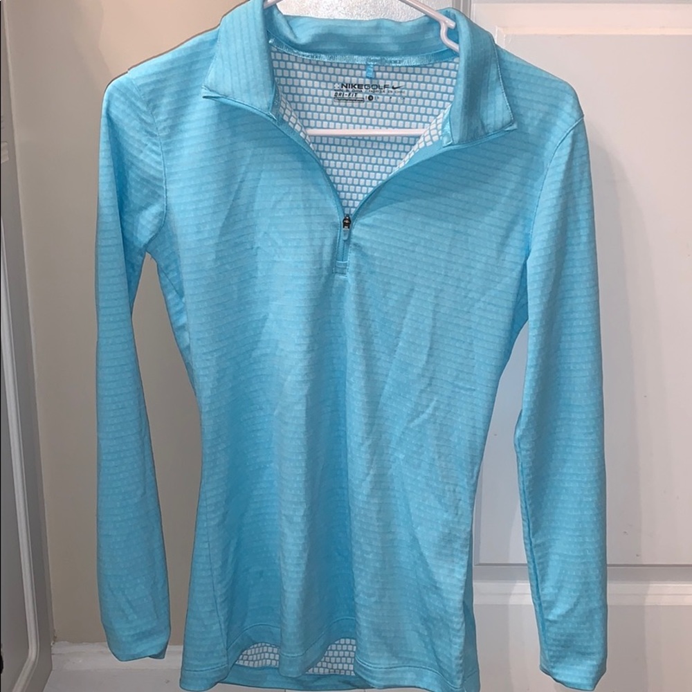Nike Pull over